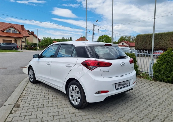 Hyundai i20 cena 35900 przebieg: 81968, rok produkcji 2016 z Tarnów małe 137